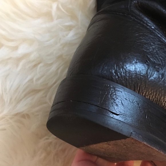 Frye Veronica Black Boot size 6 1/2B - Picture 7 of 7